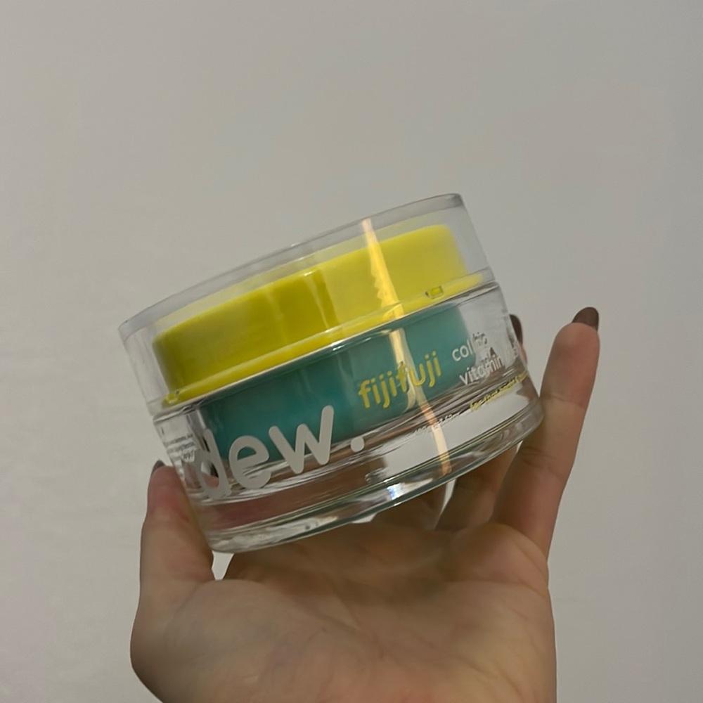 Dew Fiji fuji Mask